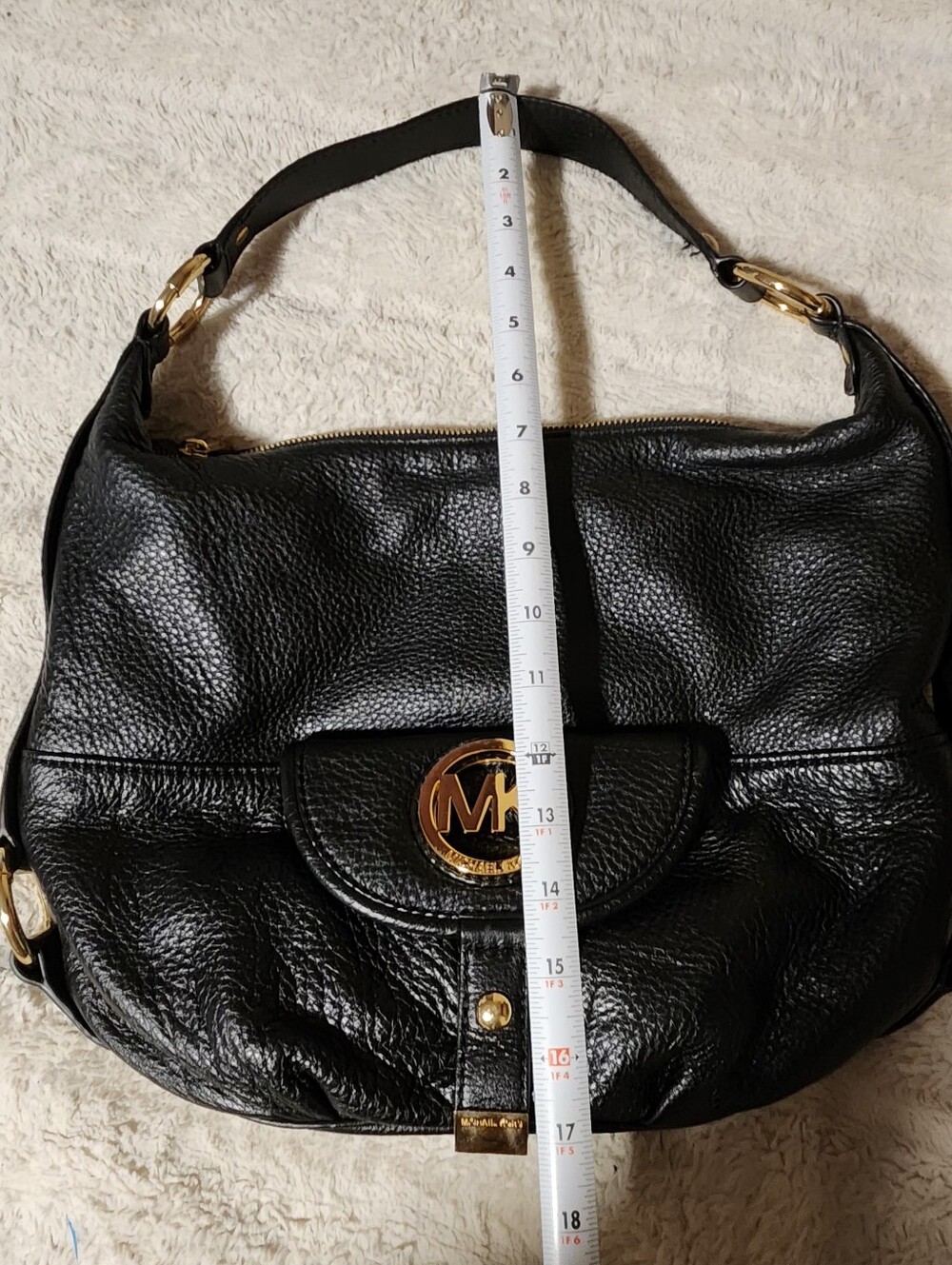 Michael Kors Fulton Large Shoulder Bag Black Pebbled Leather Gold MK Logo Hobo - Picture 5 of 16